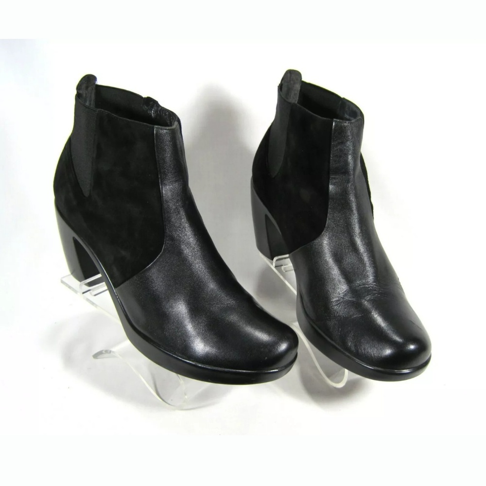 Dansko Black Leather/Suede Chelsea Boots Sz: 8M - Picture 1 of 8